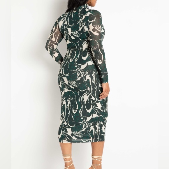 Eloquii Floating Mock Neck Mesh Dress size 24 - Picture 3 of 6